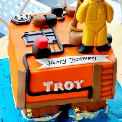 Custom Oil & Gas Cake